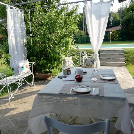 Il Colle Fiorito فندق مبيت وإفطار *