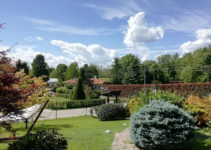 Il Colle Fiorito Oleggio Castello